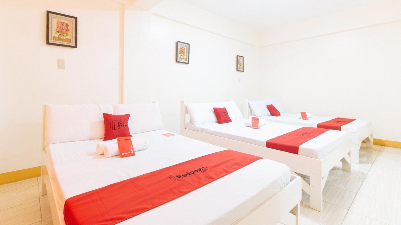 Reddoorz @ Golden Skye Hotel Guagua Eksteriør bilde
